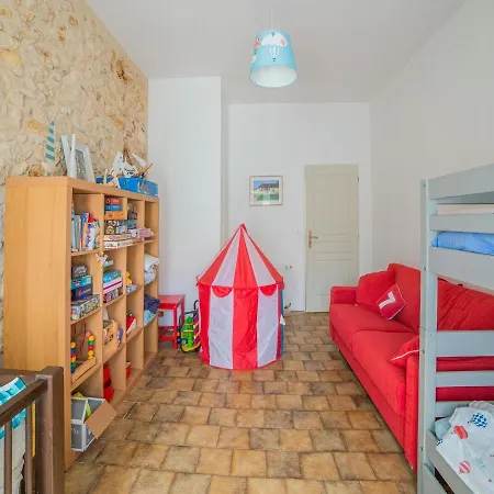 Spacious With Private Pool Bergerac