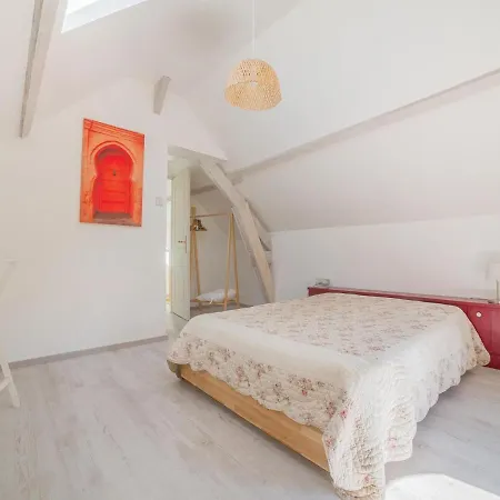 Holiday home Spacious With Private Pool *
