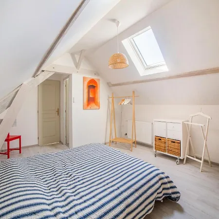 Holiday home Spacious With Private Pool *